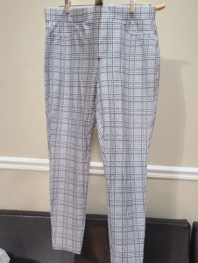 Michael Kors XL NWOT Black and White Plaid Dress Pants